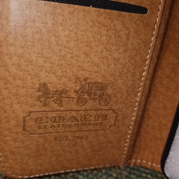 Coach Phone Case / Wristlet Fits a Samsung Galaxy. New - Picture 5 of 5